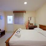 Hotel Cozy Veranda Kristian - Free Parking Ksamil
