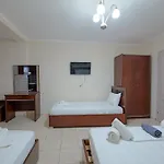 Cozy Veranda Kristian - Free Parking فندق
