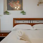 Cozy Veranda Kristian - Free Parking Hotel