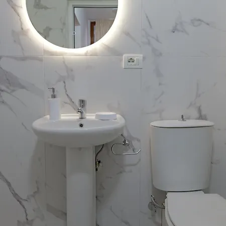 Cozy Veranda Kristian - Free Parking Hotel