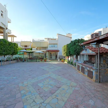 Hotel Cozy Veranda Kristian - Free Parking