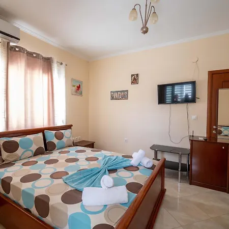 Hotel Cozy Veranda Kristian - Free Parking