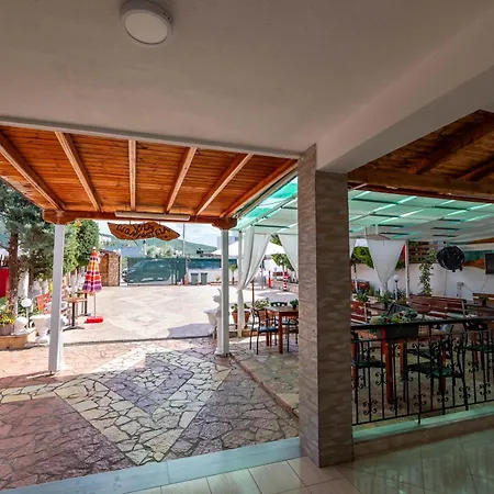 Cozy Veranda Kristian - Free Parking Hotel *