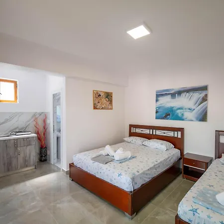 Hotel Cozy Veranda Kristian - Free Parking *