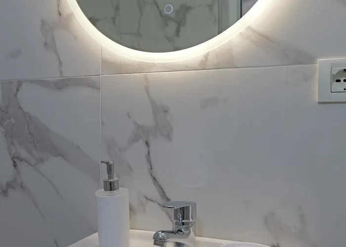 Hotel Cozy Veranda Kristian - Free Parking Ksamil