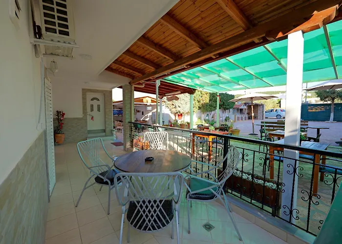 Hotel Cozy Veranda Kristian - Free Parking Ksamil