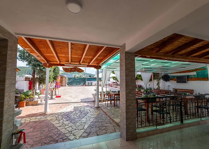 Cozy Veranda Kristian - Free Parking Hotel *