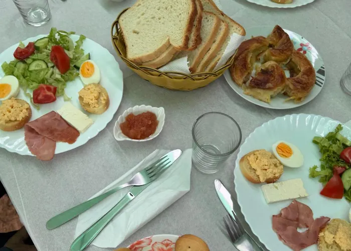 Cozy Veranda Kristian - Free Parking Hotel Ksamil