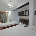 Hotel Cozy Veranda Kristian - Free Parking *
