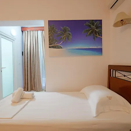 Cozy Veranda Kristian - Free Parking Hotel