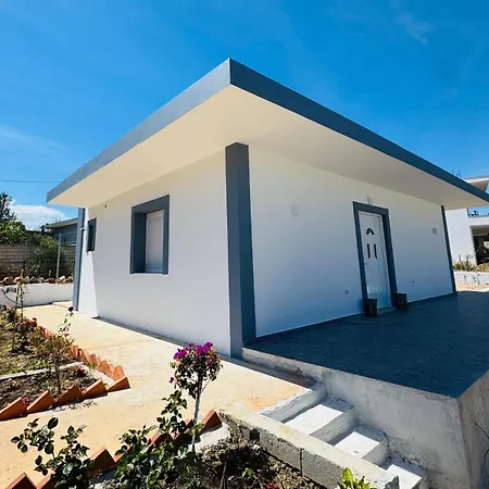Cozy Veranda Kristian - Free Parking Hotel Ksamil