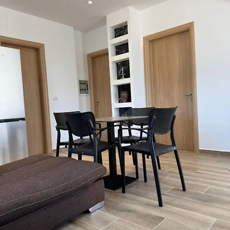 Cozy Veranda Kristian - Free Parking Hotel Ksamil