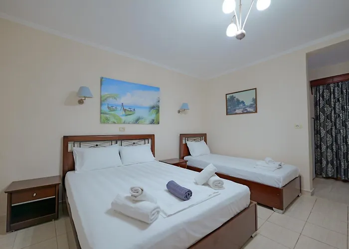 Cozy Veranda Kristian - Free Parking Hotel Ksamil