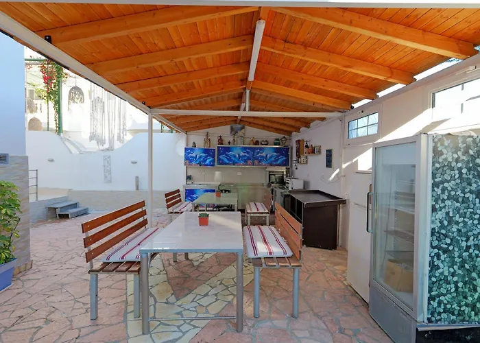 Hotel Cozy Veranda Kristian - Free Parking *