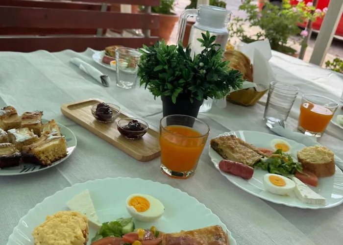 Hotel Cozy Veranda Kristian - Free Parking *